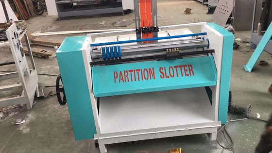 Máquina de fabricación de cajas de cartón onduladas pequeñas con tamaño de ranura de 42 mm