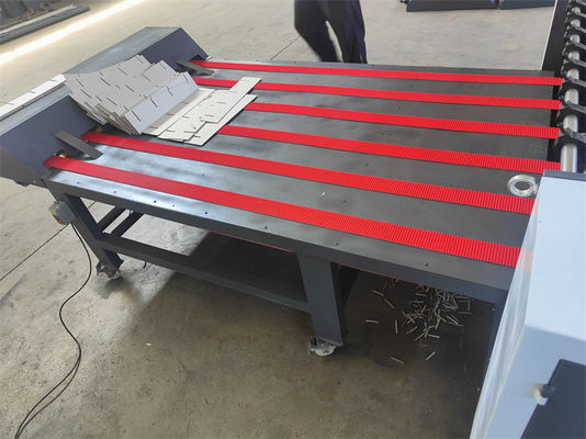 Máquina de cartón de cartón de alta tensión 380V Máquina de fabricación de cajas de partición automática
