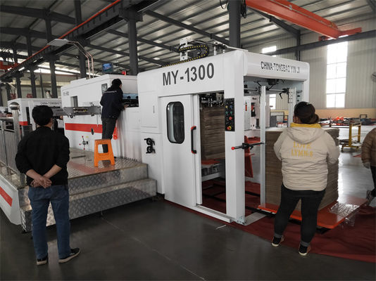 Máquina de cortar a presión para la impresión de cartón con ranuras para bordes blancos y papel ondulado