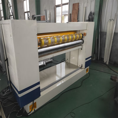 Máquina de corte de hojas para la fabricación de cajas de cartón onduladas