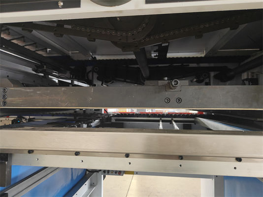 1550 mm Máxima altura de la pila Máquina de corte de rollos de impresión de alta definición para cortar