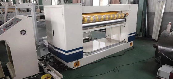 6000 mm longitud de la pista eléctrica accionada NC cartón corrugado caja de cartón máquina de corte de cartón