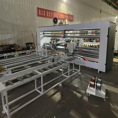 Caja de cartón ondulado de doble servo semiautomático de costura de grapas de cartón para el mercado