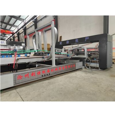 Gluer automático de carpetas para coser cajas de cartón 13T peso neto para satisfacer las necesidades de los clientes