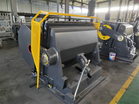 Máquina de crecimiento manual para cartón Máquina de corte a presión Ml750/930/1100