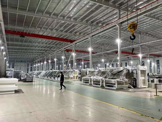 Máquina de laminación con flauta de caja de cartón de seguridad para producción en planta de fabricación