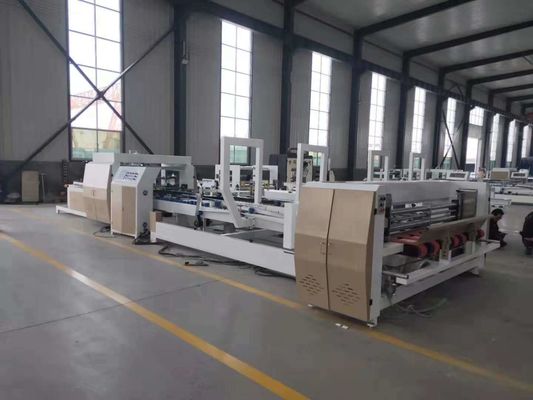 Máquina de moldeado de papel de 380V de tensión para plegado de cajas de cartón corrugadas en una sola máquina