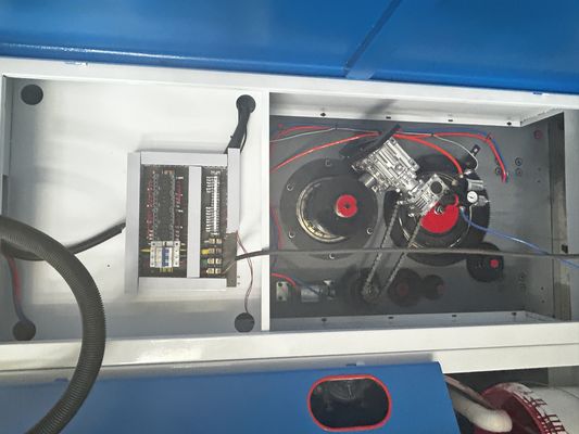 Máquina de impresión flexo de 4 colores totalmente automática para impresión en diversos materiales
