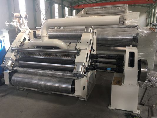 Papel ondulado sin dedos automático completo con una sola cara 3500*1700*2200mm Rendimiento