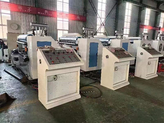Cassette de cartón corrugado de cara única con capacidad de carga de 4500 KG y voltaje de 380 V