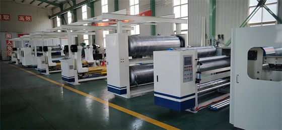 Máquina de fabricación de cajas de cartón onduladas automáticas de 3 capas para la fabricación de papel