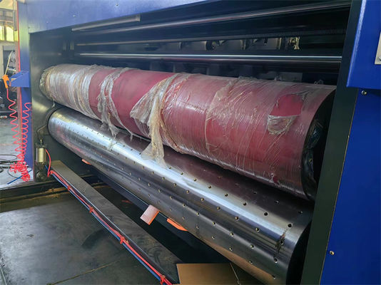 Impresión de alta velocidad de flexo Slotter máquina de corte a presión 4 Color 18000 KG Voltagem 380