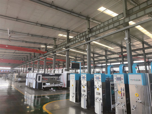Máquina de corte automática de matriz de corte de ranuras de impresión flexo de 4 colores con voltaje de 380 V