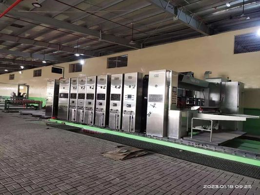 Impresión de cartón corrugado automática completa, máquina de corte de matrices de ranuras, fácil operación