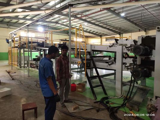 2 3 5 7 Línea de producción de cajas de cartón corrugado de capas para sus necesidades de producción