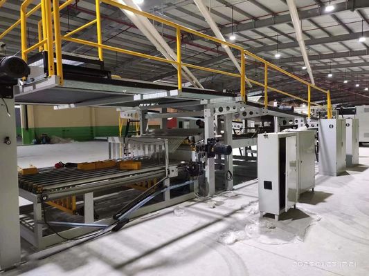 Máquina de moldeado de papel para la producción de cartón corrugado totalmente automático