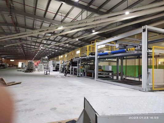 Máquina automática de doble pared de 3 5 7 capas para la fabricación de cajas de cartón